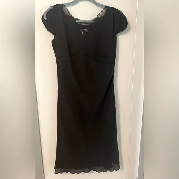 Old Navy | Dresses | Old Navy Black Chiffon Midi Dress W Lace Trim Size 2  Vintage 202 | Poshmark